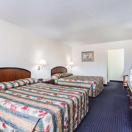 Knights Inn Virginia Beach Lynnhaven Exterior foto